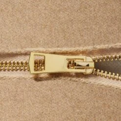 Frisco Faux Felt Reversible Modern Zipper Bolster Cat & Dog Bed -Chewy 255154 PT8. AC SS1800 V1616012200