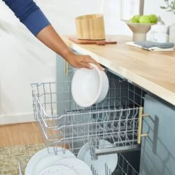 Frisco Elevated Slanted Bamboo Melamine Non-Skid Dog Bowl With Bamboo Stand -Chewy 363387 PT6. AC SS1800 V1657657267