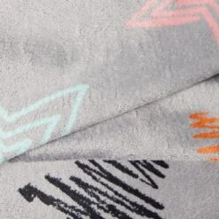 Frisco Plush Cat & Dog Throw Blanket 11 Frisco Plush Cat & Dog Throw Blanket -Chewy 816702 PT4. AC SS1800 V1701117014